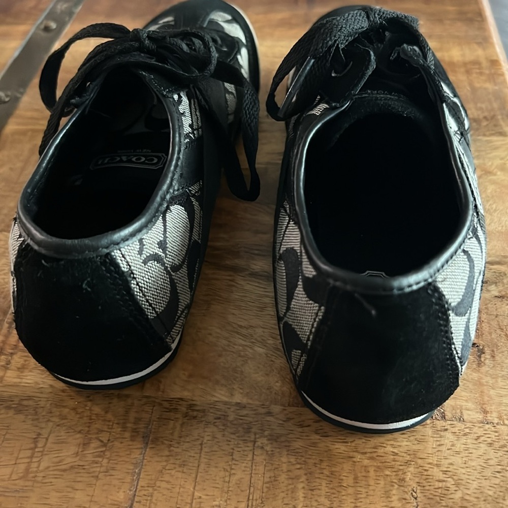 Gently worn. - Picture 4 of 4